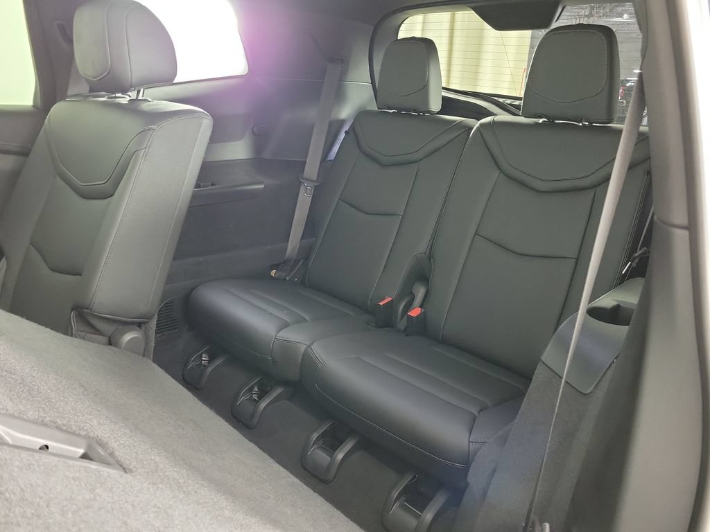 Certified 2024 Cadillac XT6 Luxury AWD/4WD image 12