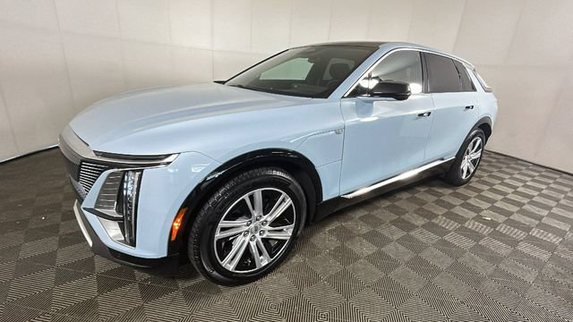 Used 2024 Cadillac Lyriq Tech AWD/4WD image 6