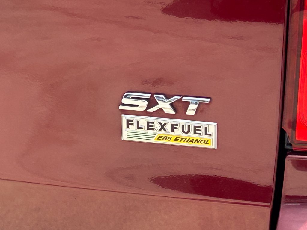 Used 2019 Dodge Grand Caravan SXT FWD image 5