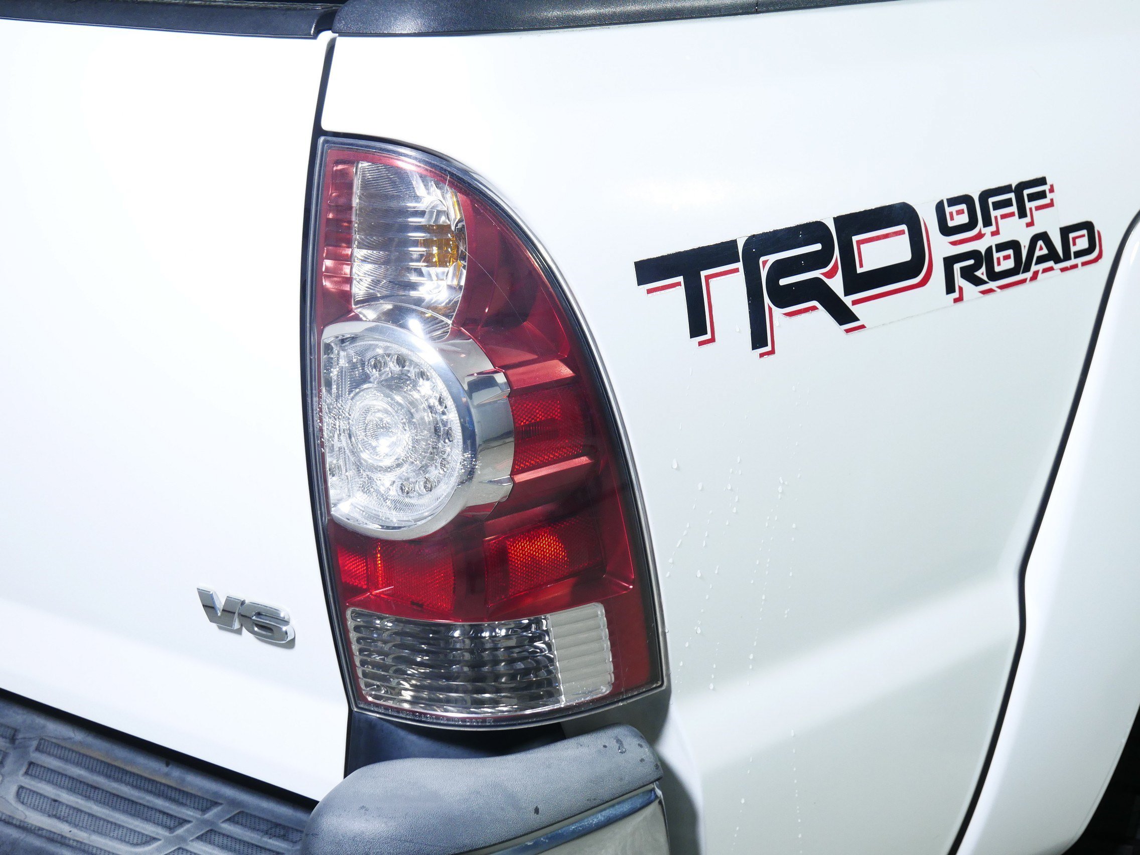 Used 2014 Toyota Tacoma 4x4 Double Cab w/ TRD Off-Road Package image 17