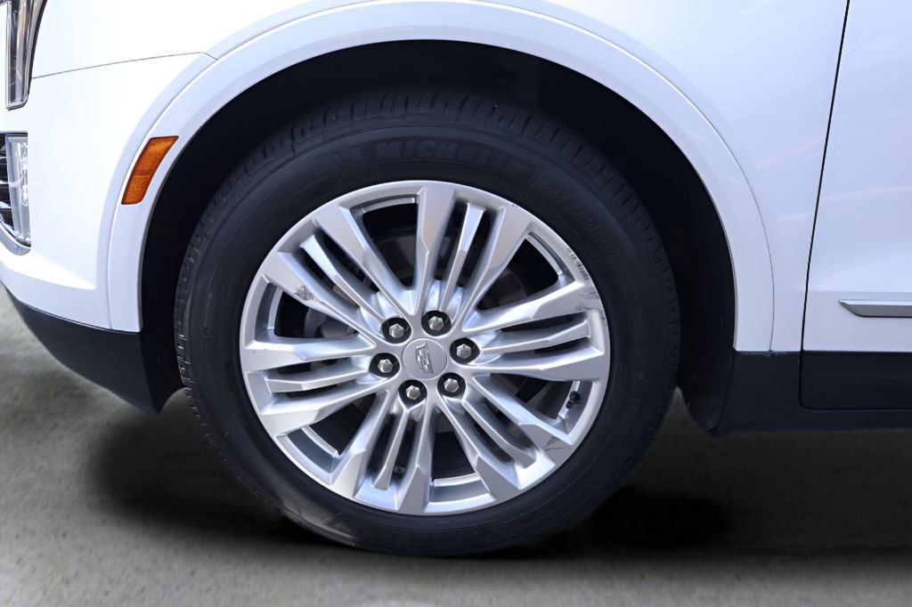 Used 2018 Cadillac XT5 Premium Luxury FWD image 28