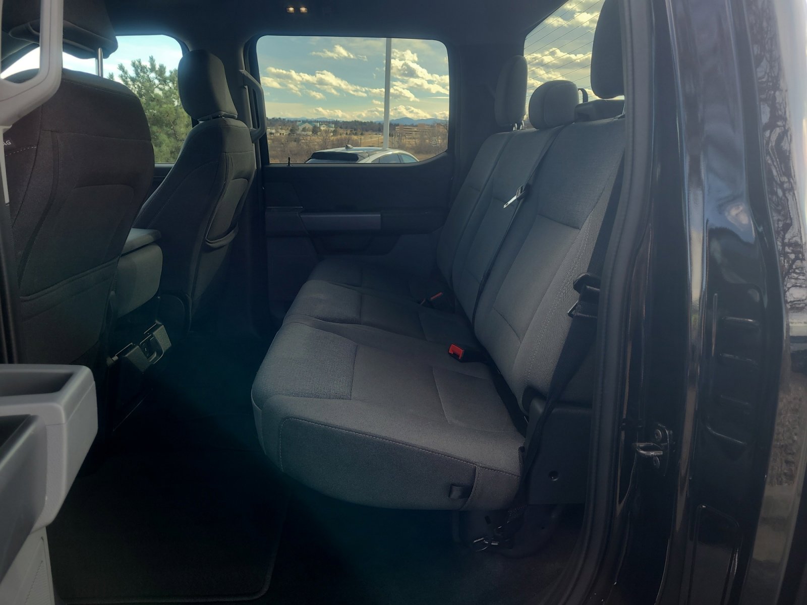 Certified 2025 Ford F150 XLT w/ Equipment Group 301A Standard image 17