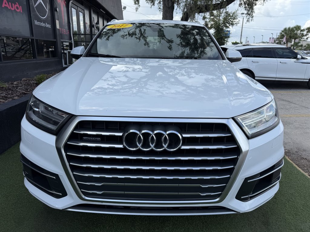 Used 2017 Audi Q7 2.0T Premium AWD/4WD image 2