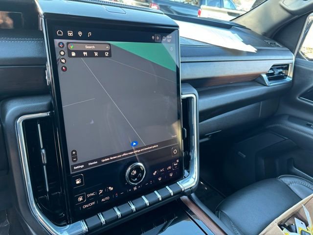 Certified 2025 GMC Yukon Denali image 19