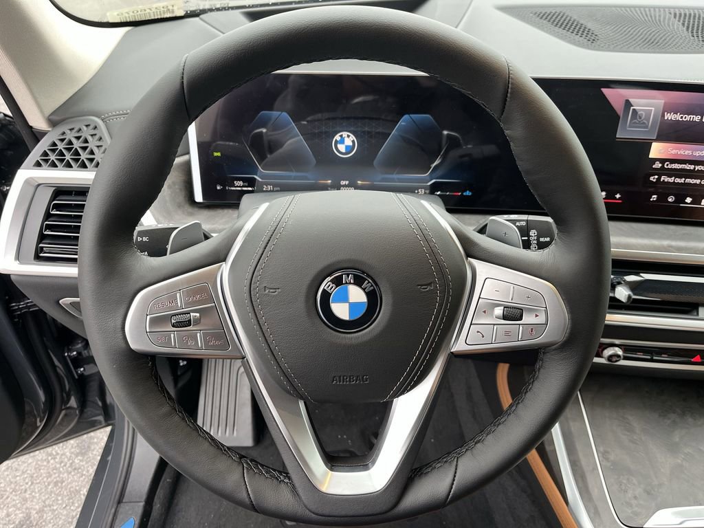 New 2026 BMW X7 xDrive40i w/ Premium Package image 14