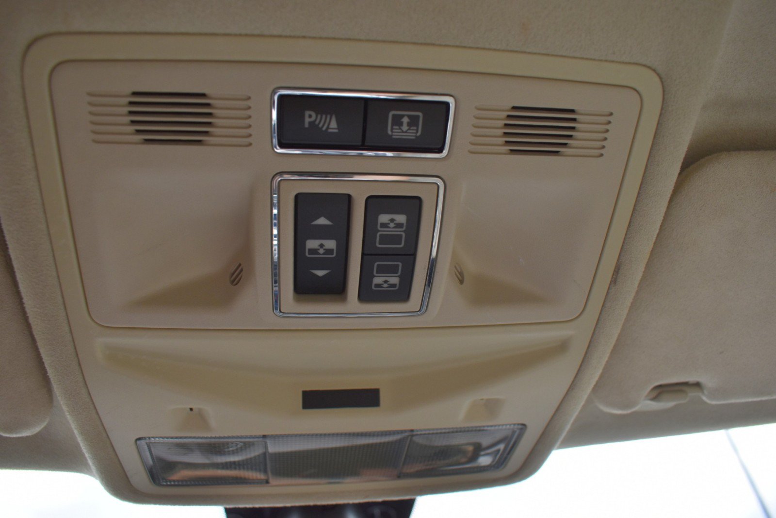 Used 2011 Jaguar XJ L RWD image 26