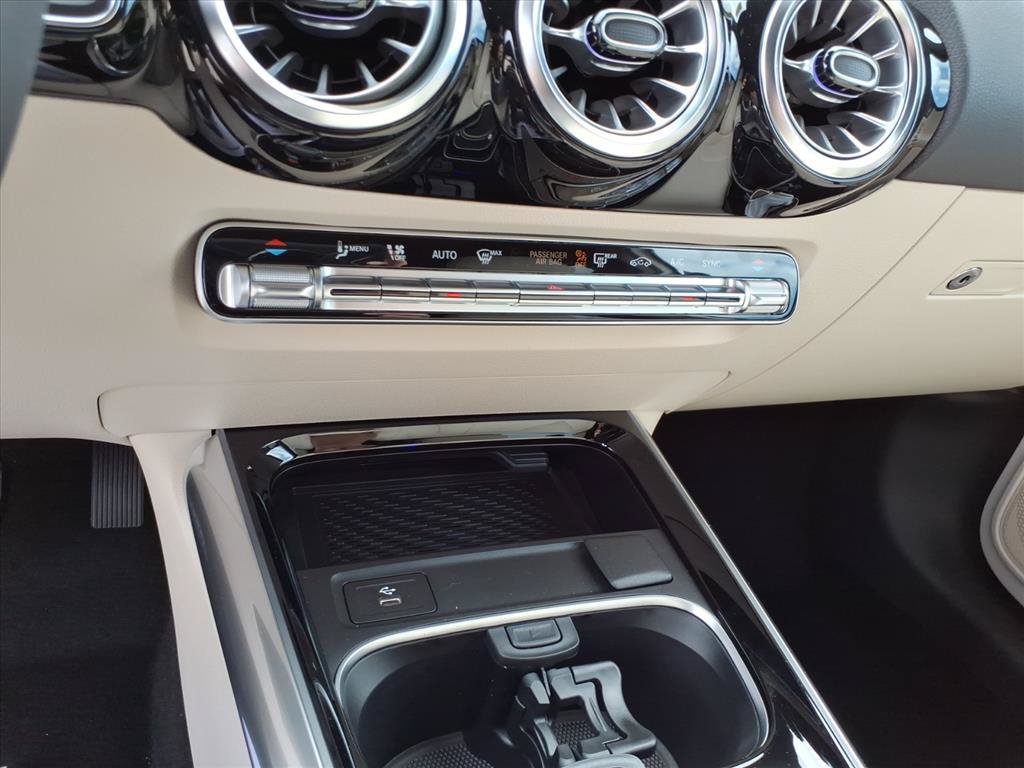 Used 2026 Mercedes-Benz GLA 250 4MATIC image 18