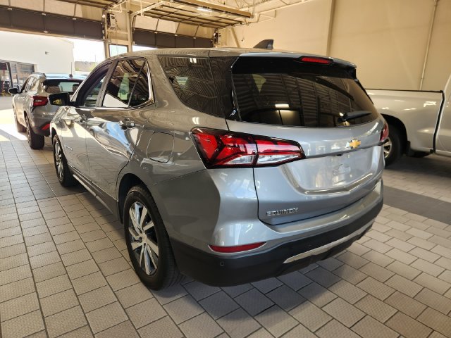 Used 2024 Chevrolet Equinox LT FWD image 4