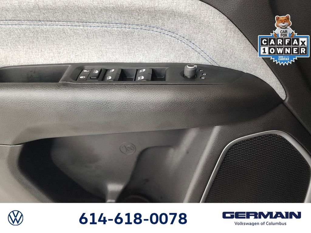 Used 2024 Jeep Compass Latitude w/ Sun and Sound Group image 32