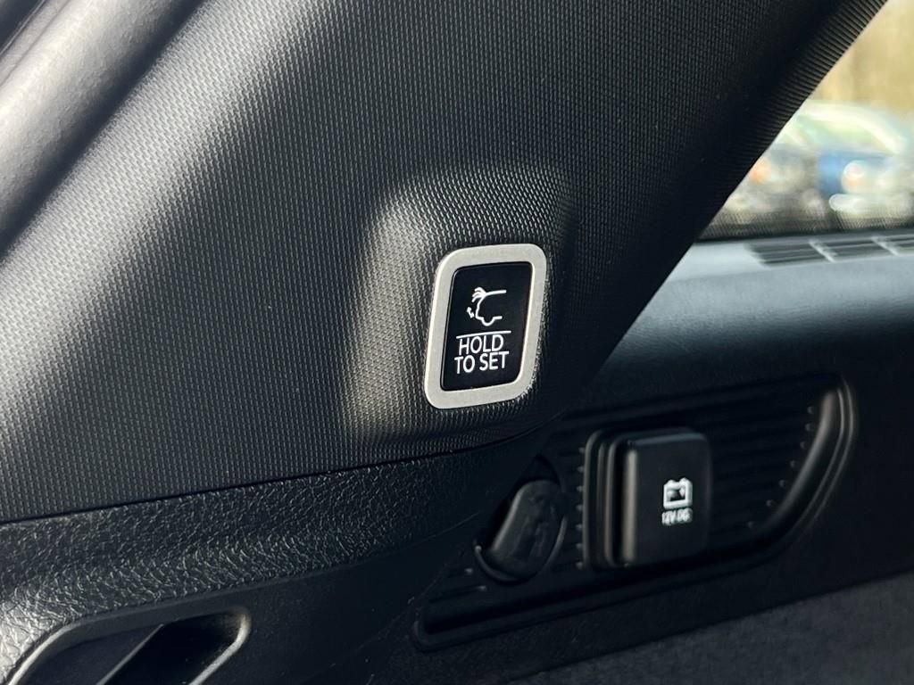 New 2023 Jeep Grand Cherokee Trailhawk w/ Advanced Protech Group II image 8