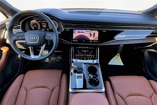 New 2025 Audi Q7 3.0T Prestige image 5