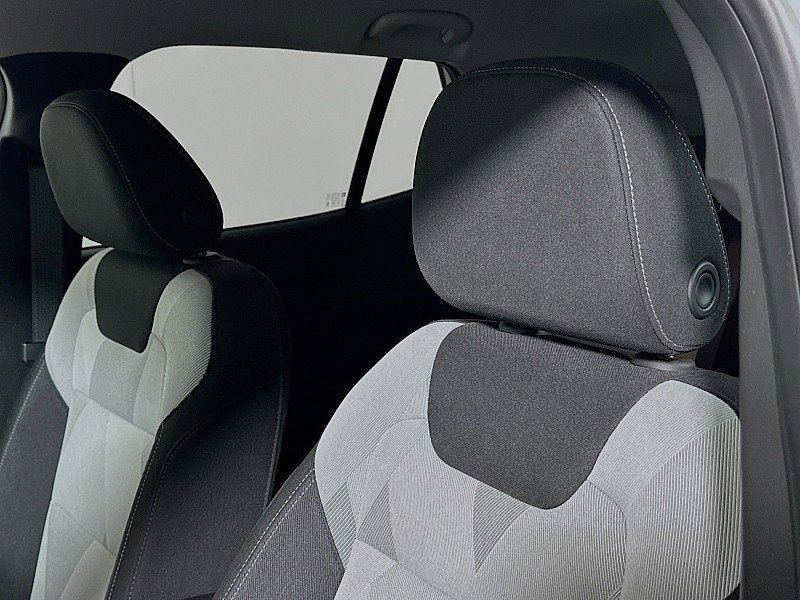 Used 2024 Chevrolet Trax LS w/ LS Convenience Package image 19