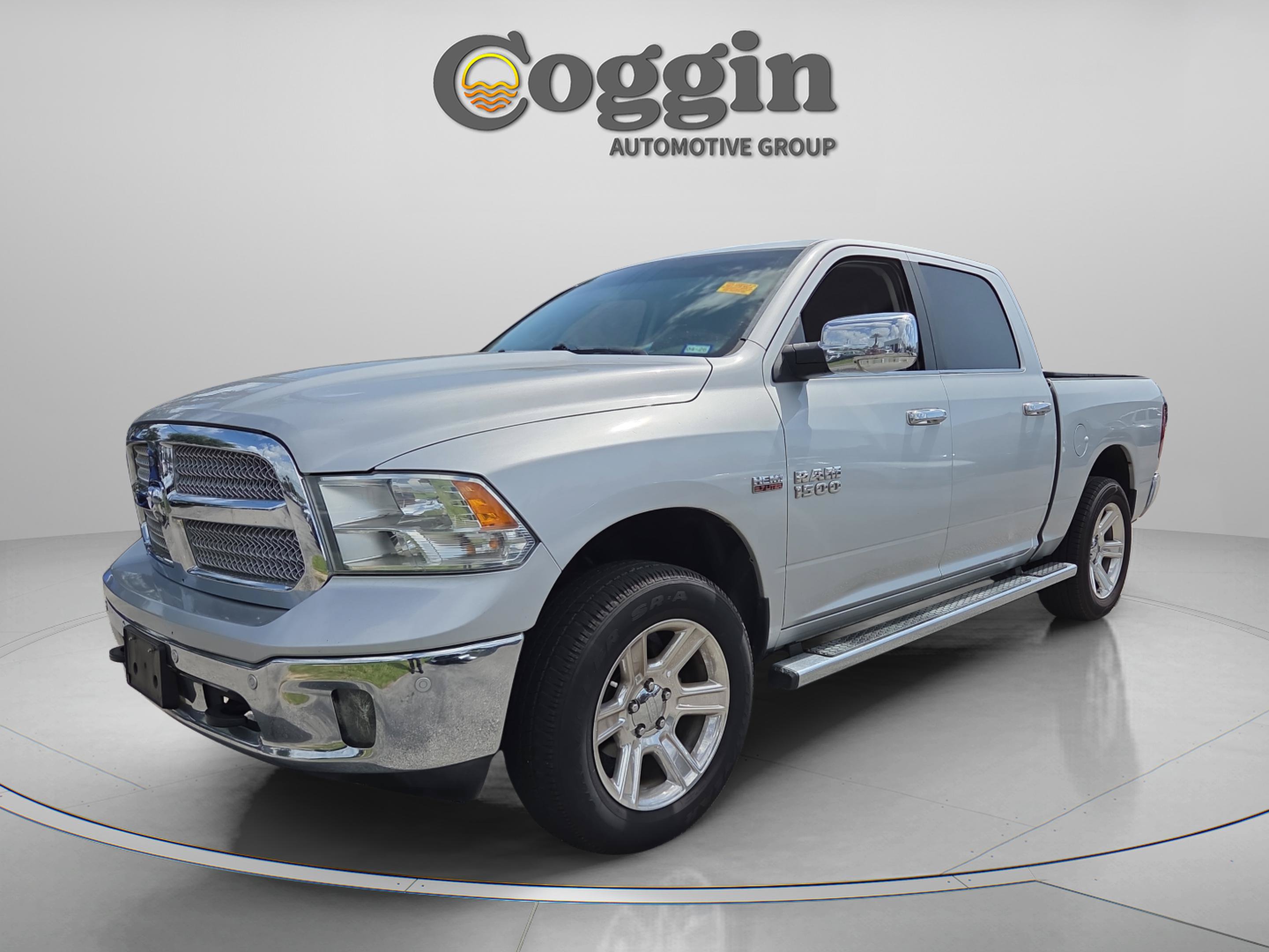 Used 2018 RAM 1500 Lone Star AWD/4WD image 1