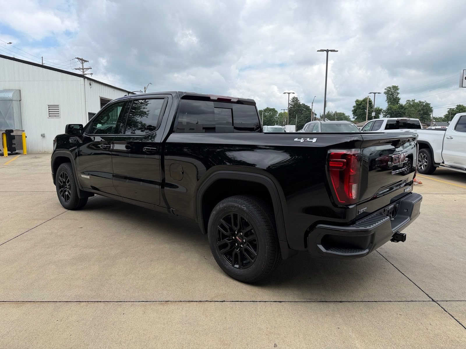 New 2026 GMC Sierra 1500 Elevation w/ Preferred Package AWD/4WD image 27