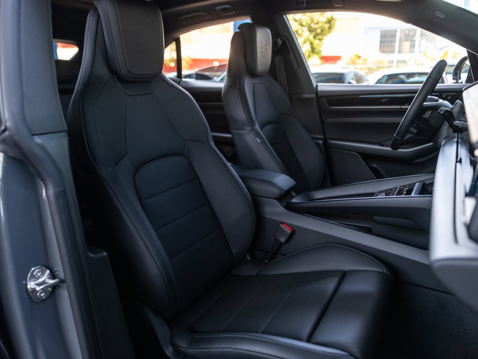 New 2026 Porsche Macan 4 Electric AWD/4WD image 37