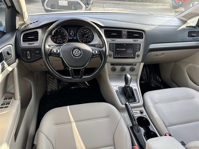 Used 2016 Volkswagen Golf SE w/ Lighting Package image 7