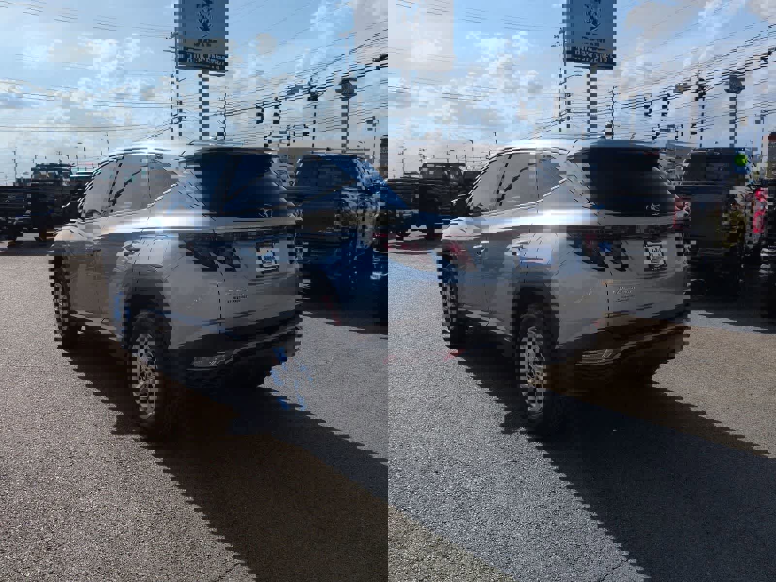 Used 2022 Hyundai Tucson SE image 6