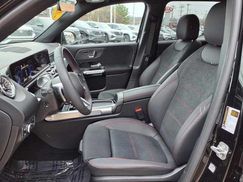 New 2024 Mercedes-Benz EQB 300 4MATIC image 4