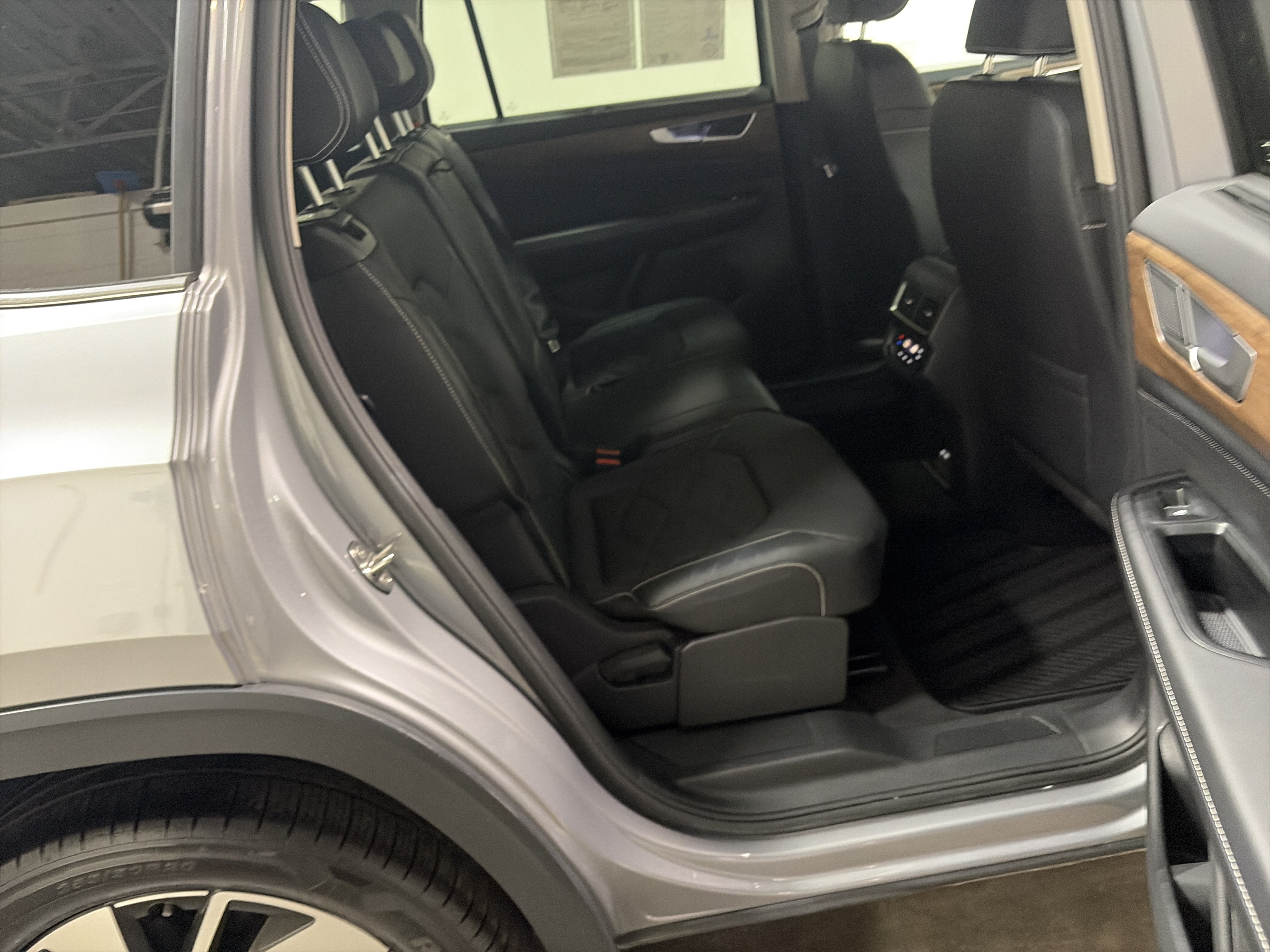Certified 2026 Volkswagen Atlas SE AWD/4WD image 31