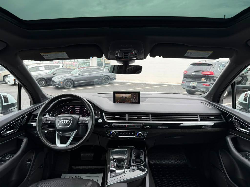 Used 2018 Audi Q7 3.0T Prestige AWD/4WD image 14
