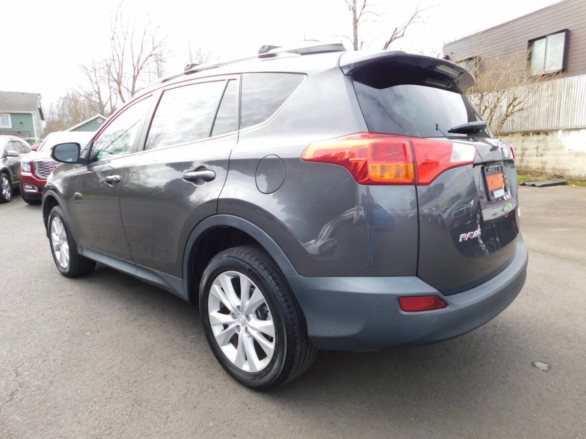 Used 2015 Toyota RAV4 Limited w/ Technology Package AWD/4WD image 3