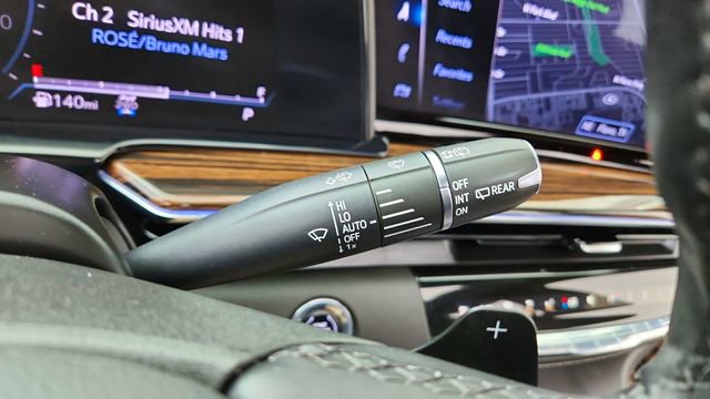 Used 2023 Cadillac Escalade Premium Luxury w/ Performance Package image 47