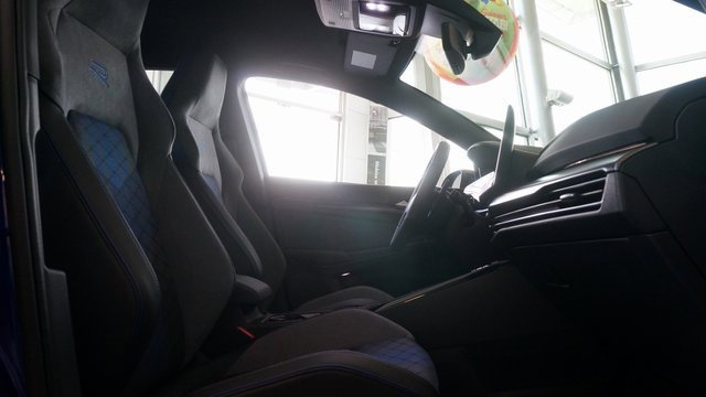 New 2025 Volkswagen Golf R Black Edition image 25