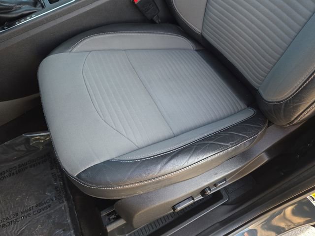 Used 2019 Ford Escape SE image 27