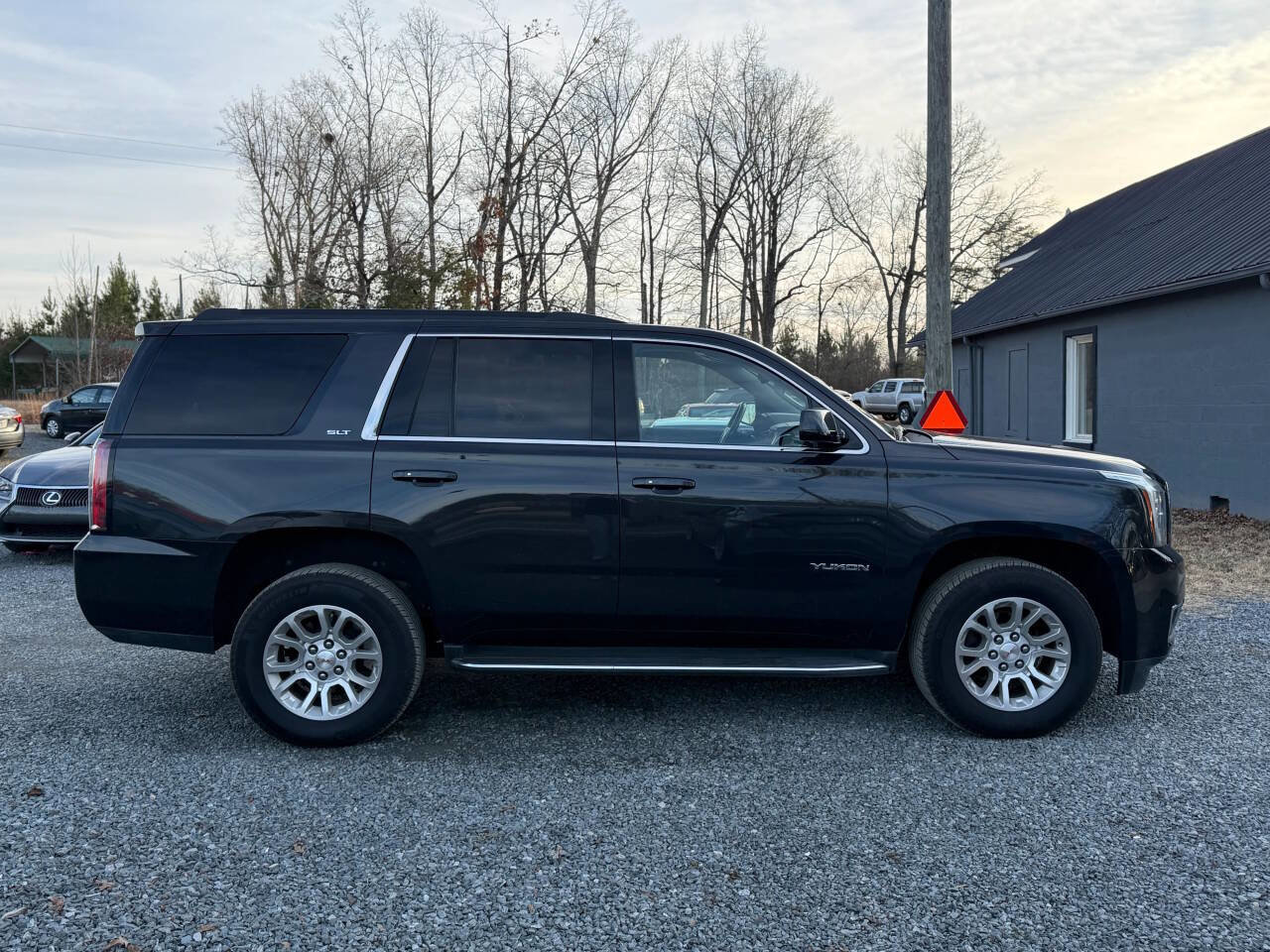 Used 2020 GMC Yukon SLT w/ Open Road Package image 4