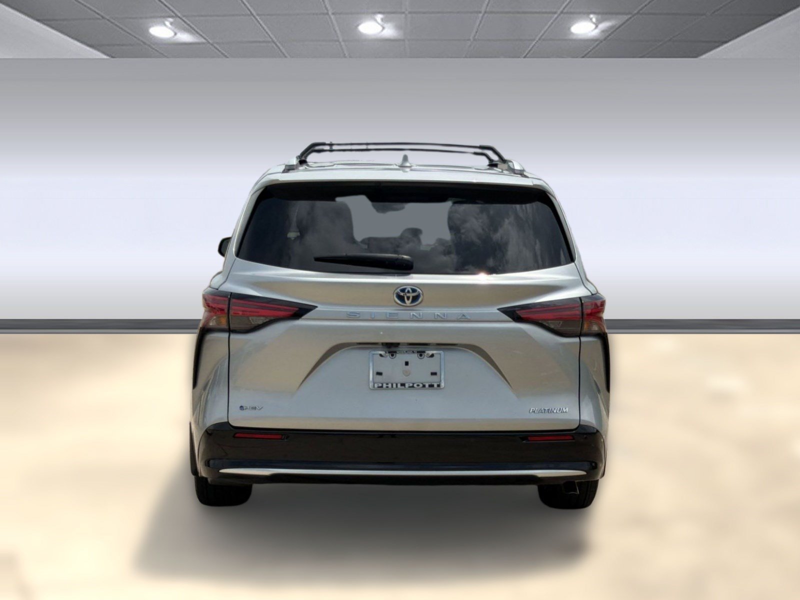 Used 2025 Toyota Sienna Platinum FWD image 9
