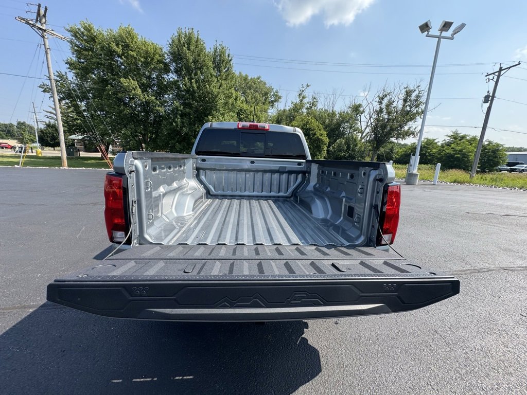 Used 2025 Chevrolet Colorado Trail Boss image 32