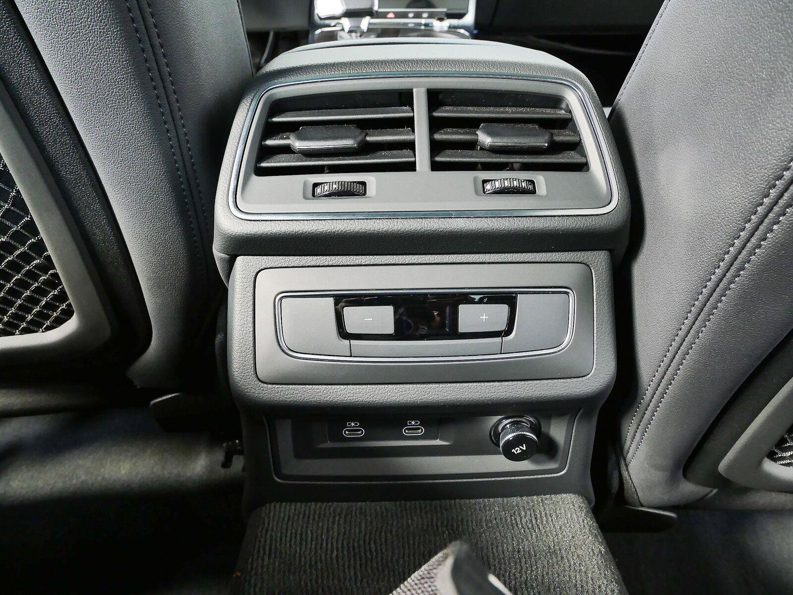 Used 2023 Audi A6 Premium Plus w/ Premium Plus Package AWD/4WD image 21