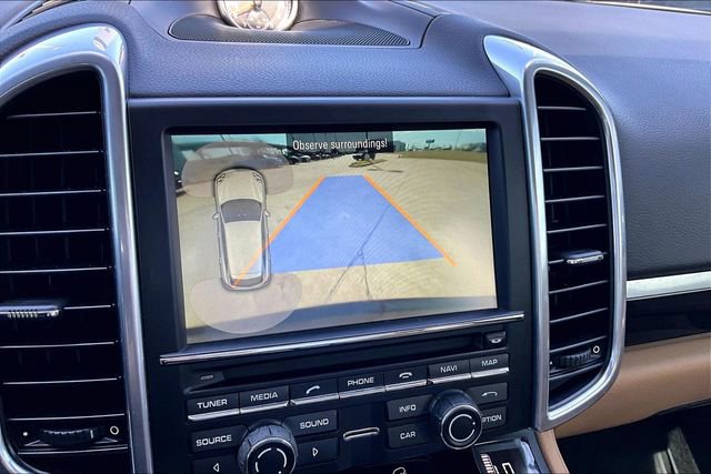 Used 2016 Porsche Cayenne image 23