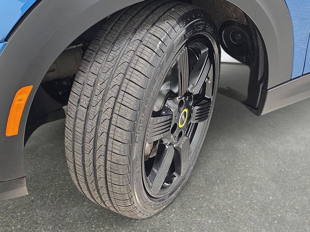 Certified 2024 MINI Cooper SE image 27