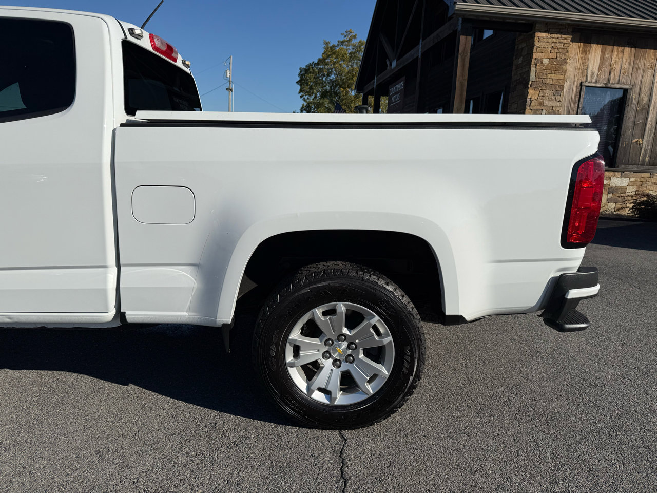 Used 2022 Chevrolet Colorado LT w/ Fleet Safety Package image 34