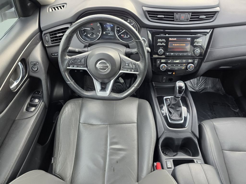 Used 2017 Nissan Rogue SV AWD/4WD image 31