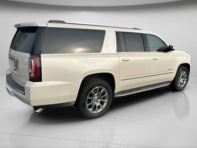 Used 2015 GMC Yukon XL Denali w/ Open Road Package image 5