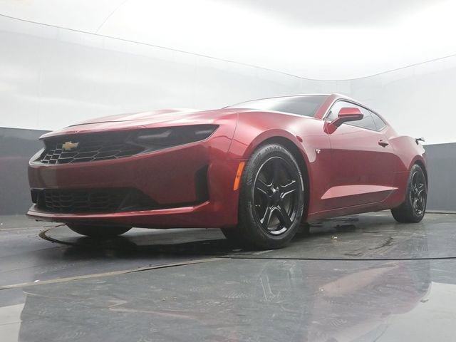 Used 2021 Chevrolet Camaro LT RWD image 42