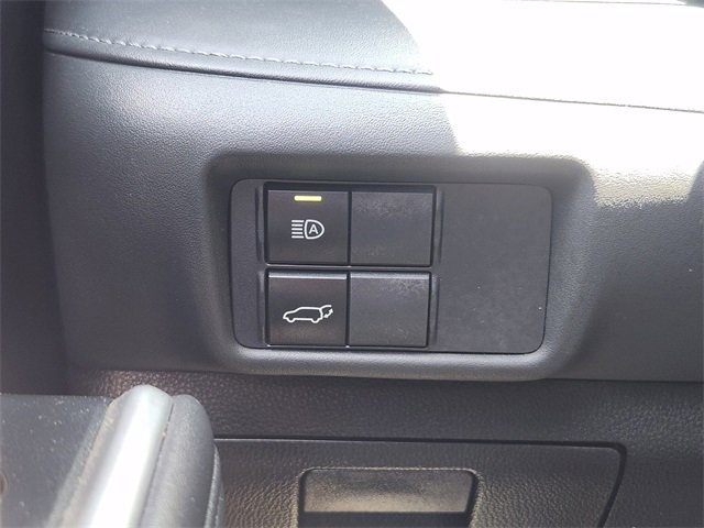 Used 2022 Toyota Highlander LE image 22