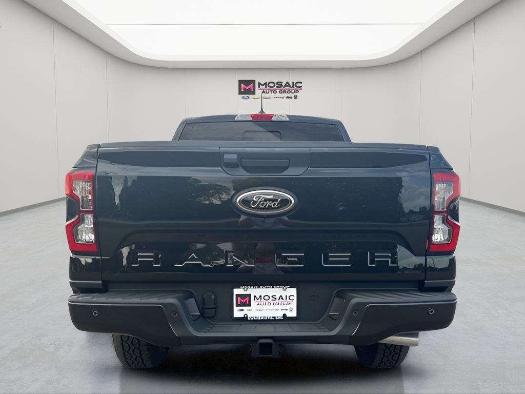 New 2025 Ford Ranger Lariat w/ FX4 Off-Road Package image 4