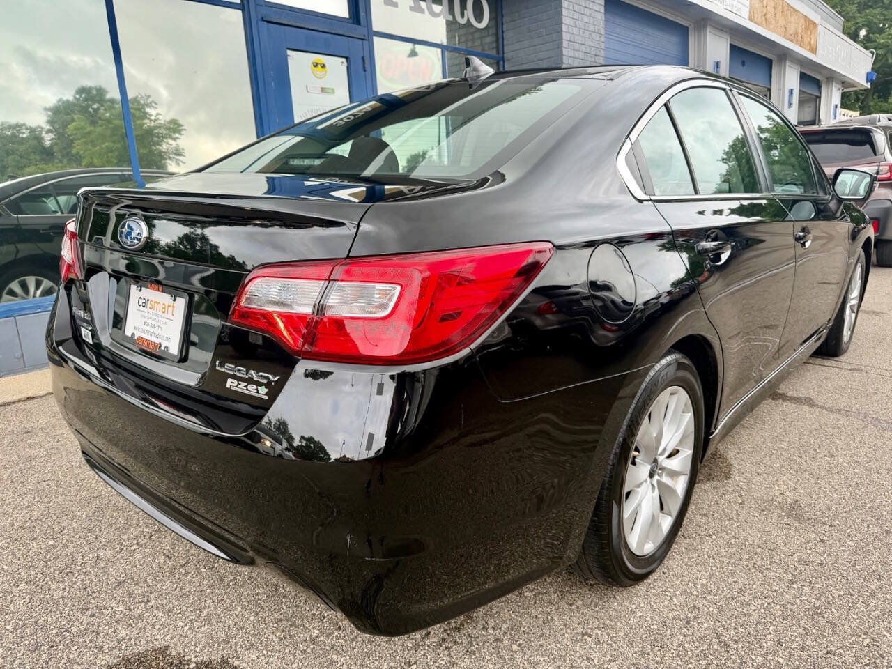 Used 2016 Subaru Legacy 2.5i Premium AWD/4WD image 10