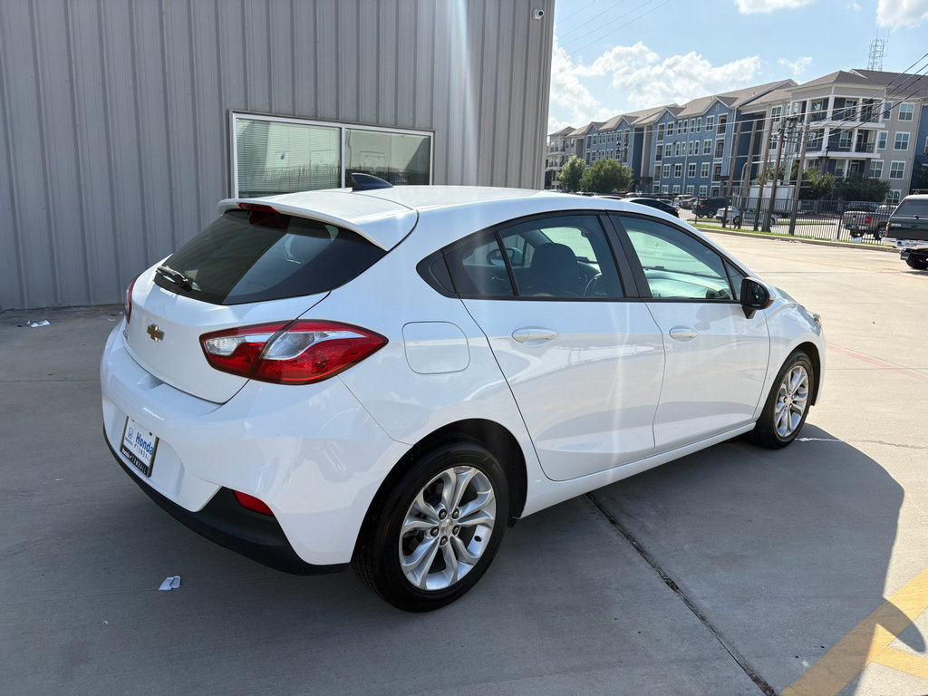 Used 2019 Chevrolet Cruze LS w/ LS Convenience Package FWD image 8