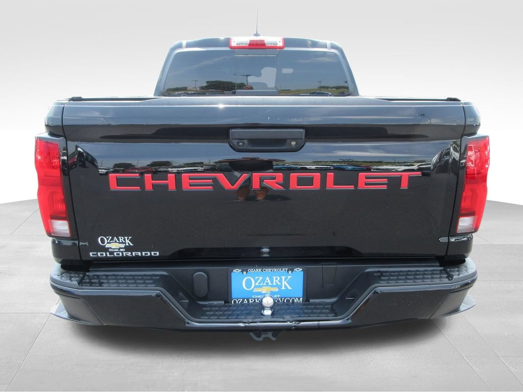Certified 2023 Chevrolet Colorado Z71 w/ Z71 Convenience Package 2 AWD/4WD image 4