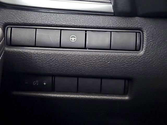 Used 2022 Nissan Rogue SV image 23