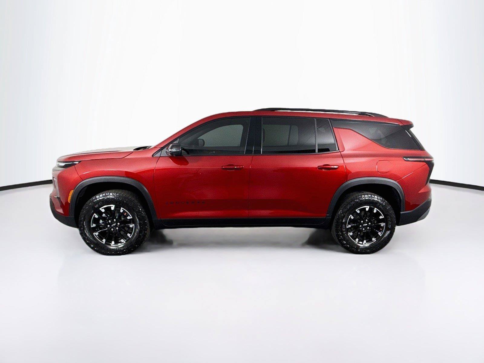 Used 2025 Chevrolet Traverse Z71 w/ Driver Confidence Package AWD/4WD image 14