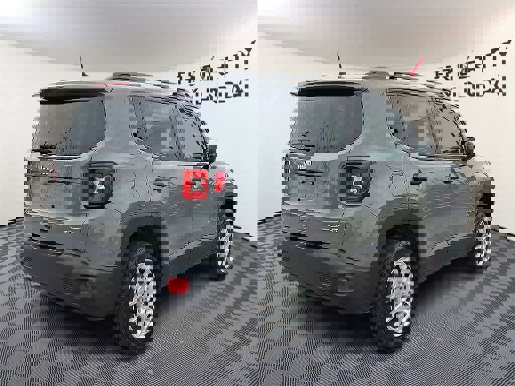 Used 2020 Jeep Renegade Sport w/ Sport Appearance Group image 4