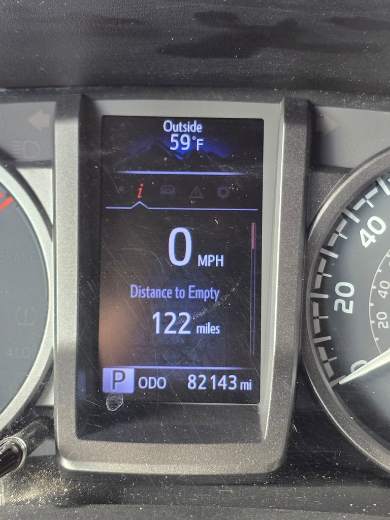 Used 2020 Toyota Tacoma TRD Off-Road AWD/4WD image 29