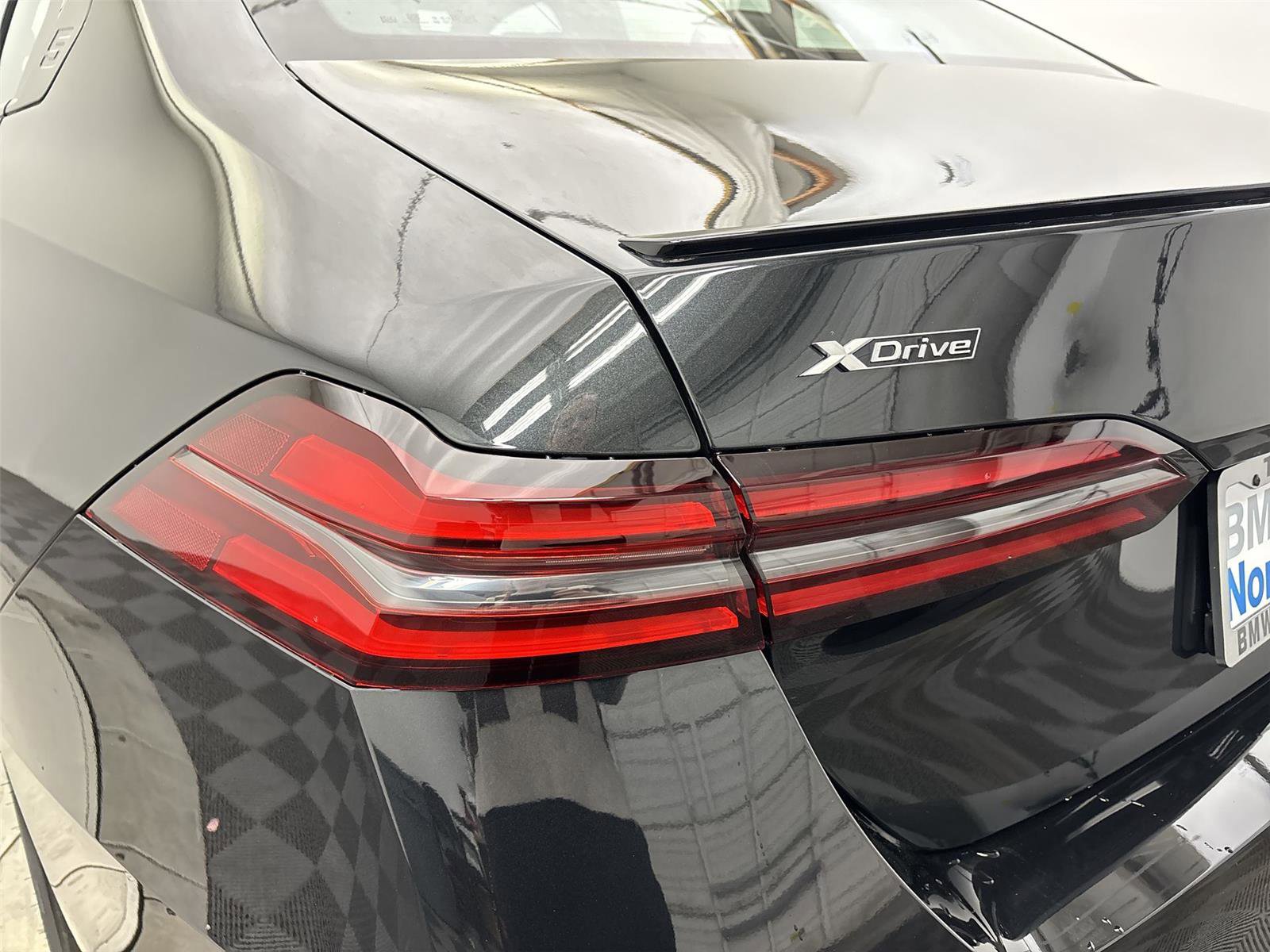 New 2026 BMW 530i xDrive w/ M Sport Package image 19