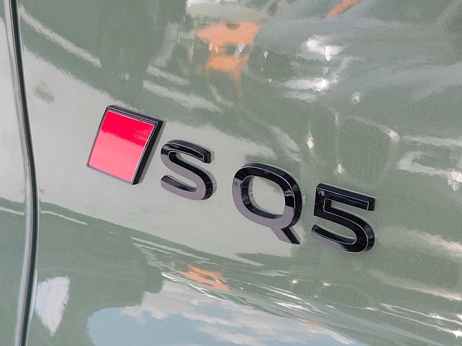 Certified 2025 Audi SQ5 Premium Plus AWD/4WD image 11