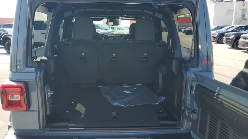New 2025 Jeep Wrangler Sport S image 9